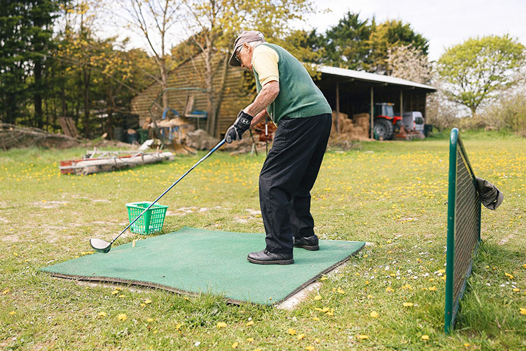 Guildford_Best gold courses for the elderly to play